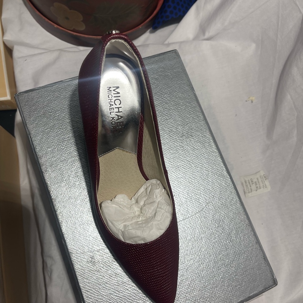 Michael Kors Women's Burgundy Pumps